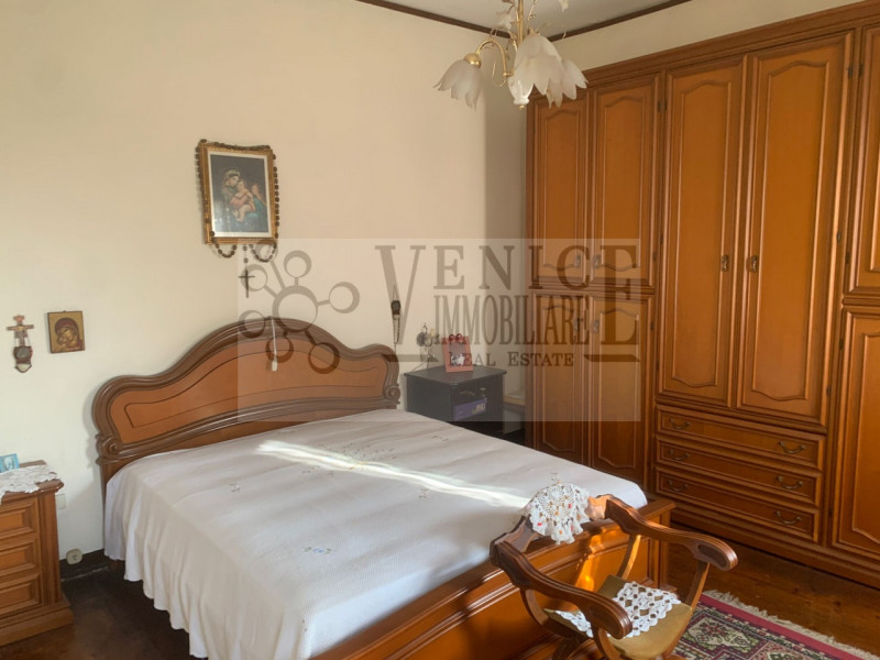 Nel cuore di Massanzago, a pochi passi dal vivace centro cittadino, proponiamo in vendita un inca...