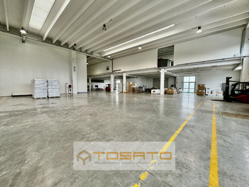 Verona Affitto Capannone