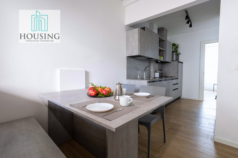 Ad Abano Terme, zona Sacro Cuore, posizione centralissima, situato a pochi passi dalla zona pedon...