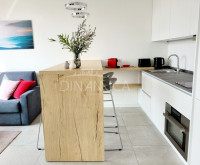 Appartamento come nuovo con vista lago e piscina