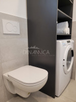 Appartamento come nuovo con vista lago e piscina