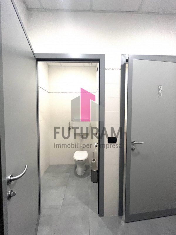 Rif: 586MIC - VIGONZA (PD) - Per info 3473209826 - In zona industriale a Peraga è in vendita un U...