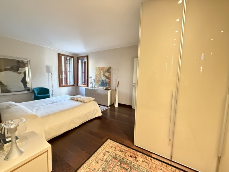 PONSO: paesino a 5 km da Este, contesto silenzioso ed immerso nel verde, ideale per gli amanti di...