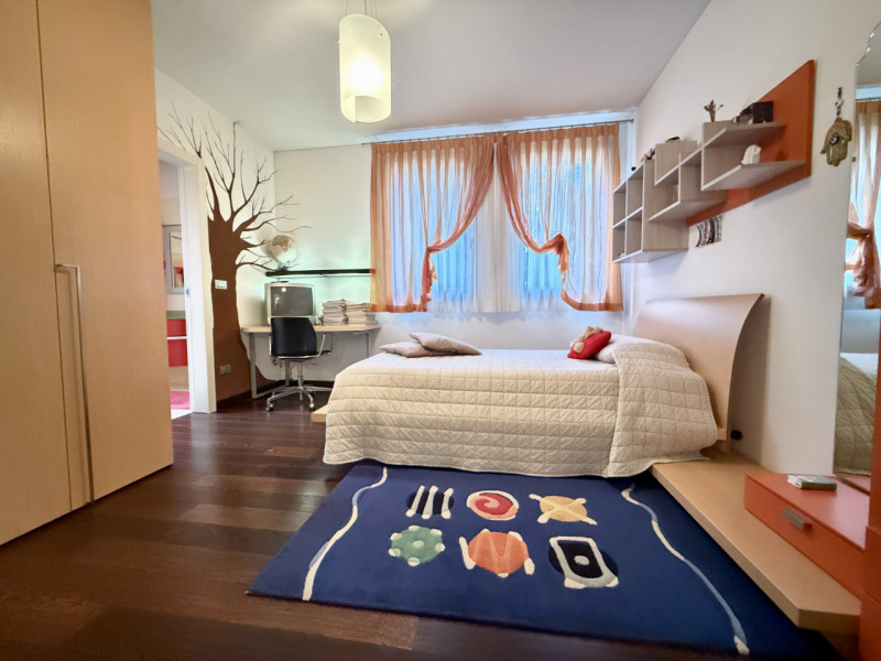 PONSO: paesino a 5 km da Este, contesto silenzioso ed immerso nel verde, ideale per gli amanti di...