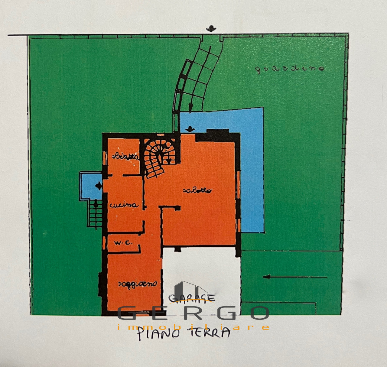 Guizza vendesi Casa singola in buono stato con 400mq di scoperto