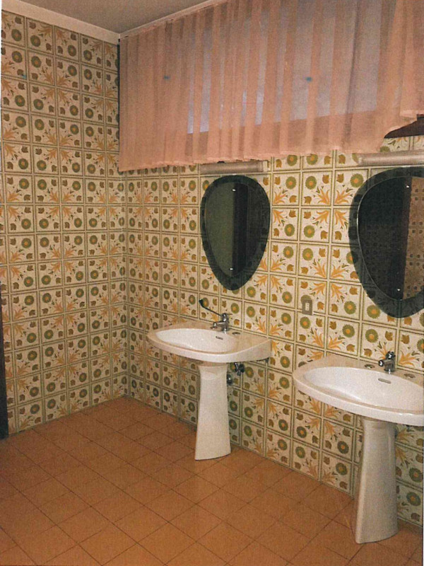 Situato nel cuore dei suggestivi Colli Euganei, dichiarati Patrimonio dell'Umanità dall'UNESCO, q...