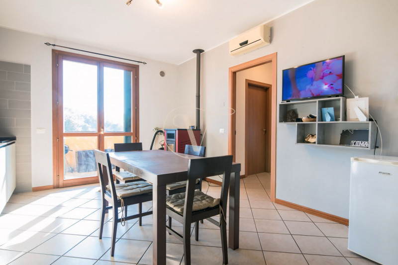 Se cerchi un immobile in ottime condizioni, super luminoso e con bassissime spese di gestione, qu...