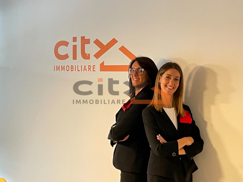 OFFERTA COWORKING! Affittasi DUE STANZE ad uso ufficio in Centro a Bassano.
L'ufficio, ubicato al...