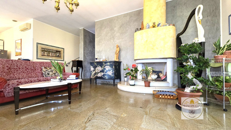 RIF. S388 - Proponiamo a Casale di Scodosia Villetta Singola con giardino di pertinenza in posizi...