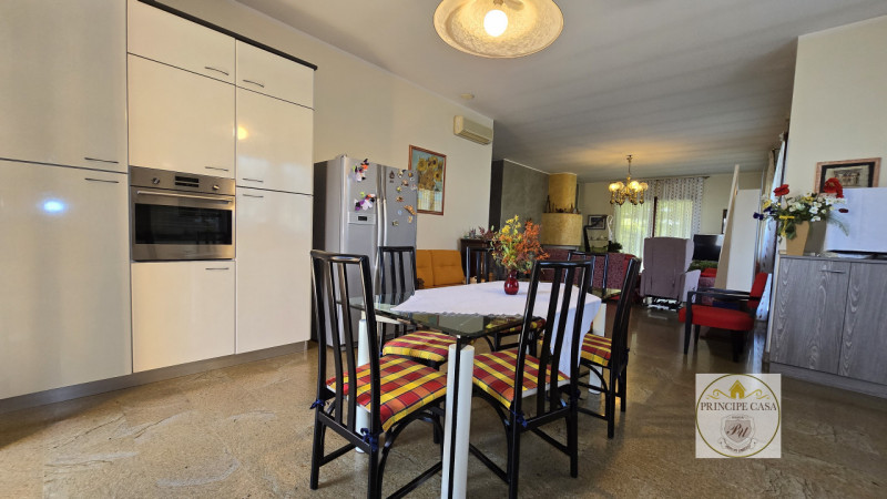 RIF. S388 - Proponiamo a Casale di Scodosia Villetta Singola con giardino di pertinenza in posizi...