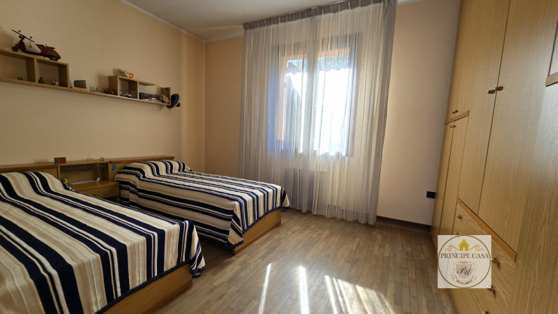 RIF. S388 - Proponiamo a Casale di Scodosia Villetta Singola con annesso capannone e terreno adia...