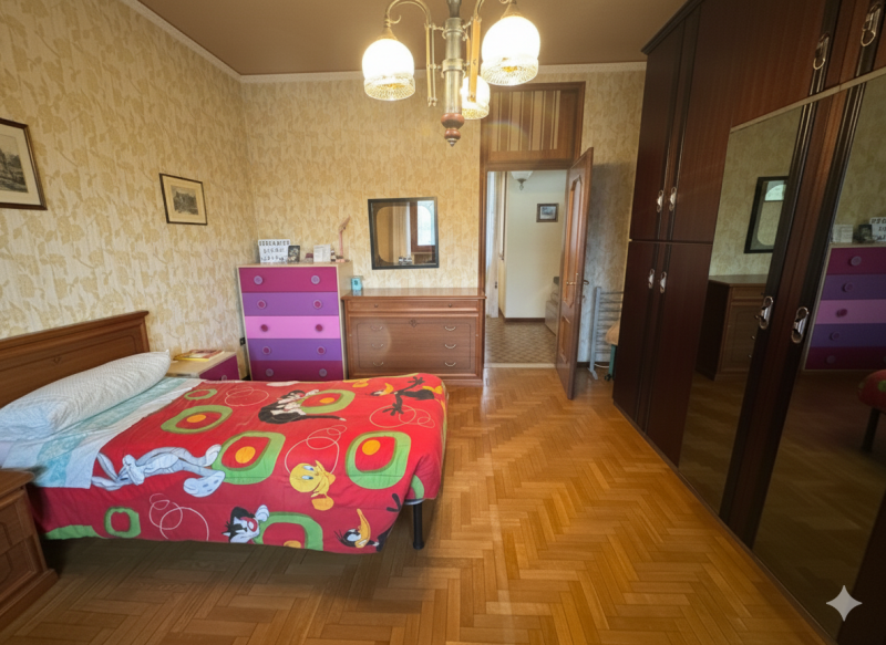 Nel cuore pulsante di Masi, affacciata direttamente sulla Piazza principale, proponiamo in vendit...