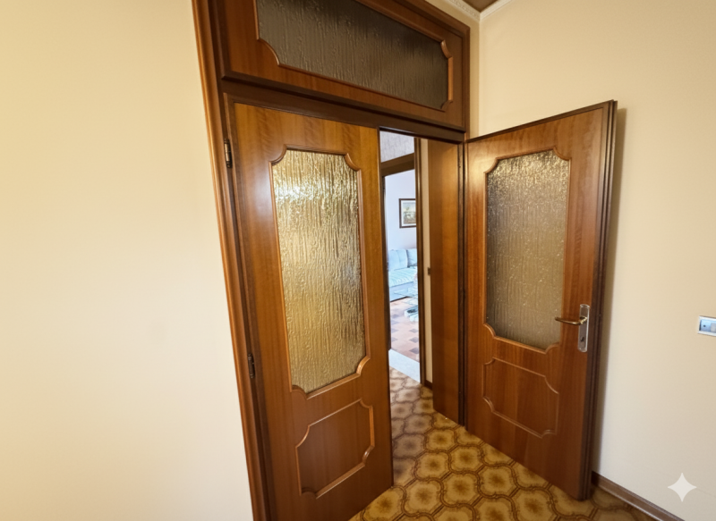 Nel cuore pulsante di Masi, affacciata direttamente sulla Piazza principale, proponiamo in vendit...