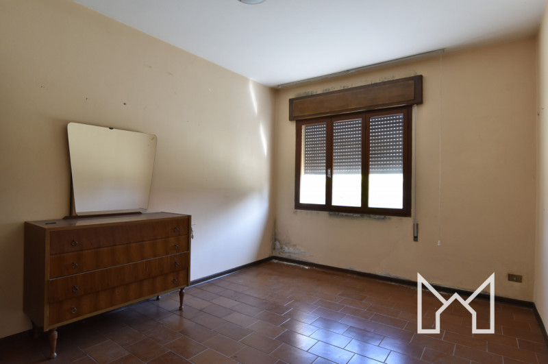 CAMPAGNARI-  In zona tranquilla e comoda a tutti i servizi, proponiamo abitazione indipendente ed...