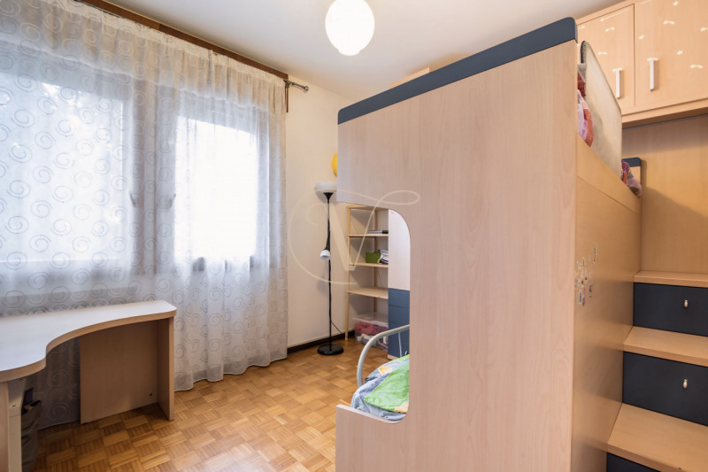 Se cerchi un appartamento in cui ampi spazi, luminosità ed un grande terrazzo per le tue grigliat...