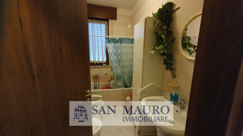 VICENZA - Strada Marosticana: in condominio dotato di ascensore, ampio mini appartamento arredato...