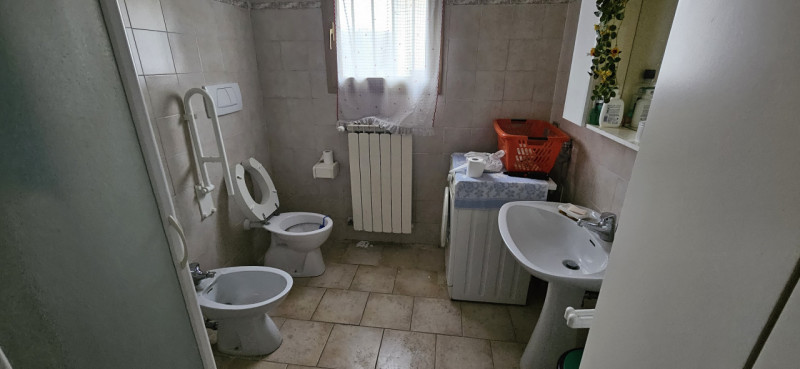 VIGONZA CENTRO In posizione centrale e tranquilla, su strada poco trafficata e comoda a tutti i s...