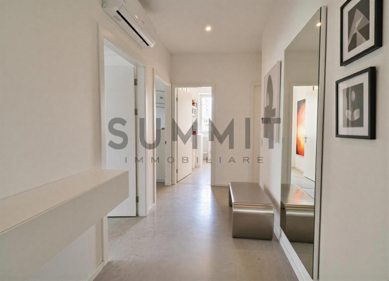 SCHIO - Magrè: In zona residenziale tranquilla INTERA BIFAMILIARE sovrapposta su lotto di 950 mq ...