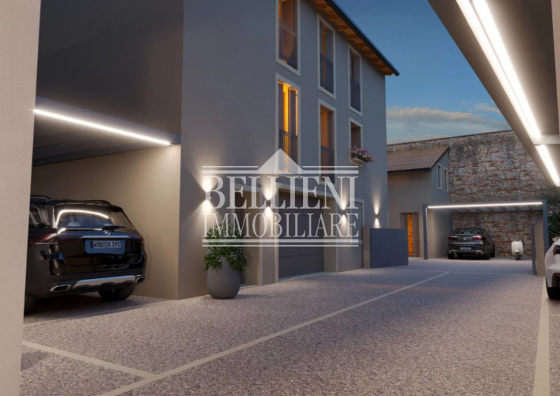 CORSO PADOVA- Nella zona del centro storico di Vicenza proponiamo in vendita elegante bicamere di...