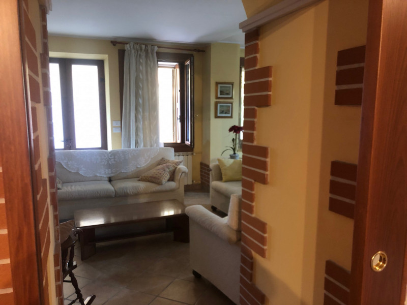 In una delle zone residenziali più ricercate di Brogliano, nella tranquilla e soleggiata area di ...