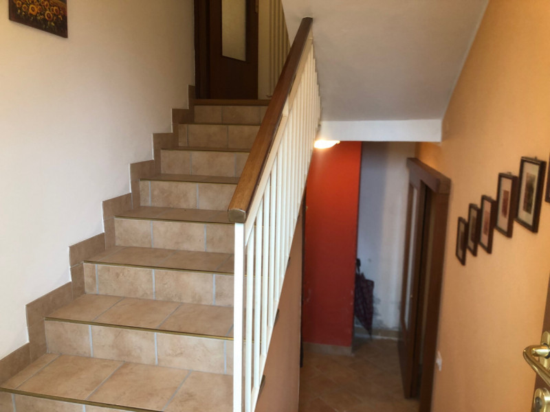 In una delle zone residenziali più ricercate di Brogliano, nella tranquilla e soleggiata area di ...