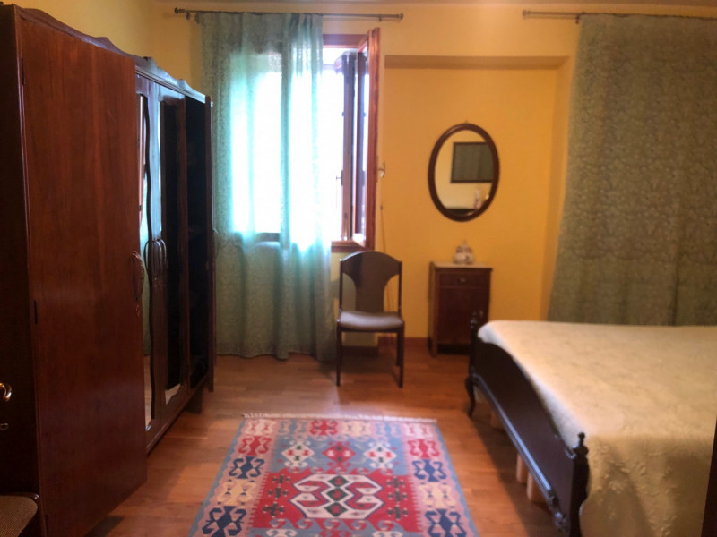 In una delle zone residenziali più ricercate di Brogliano, nella tranquilla e soleggiata area di ...