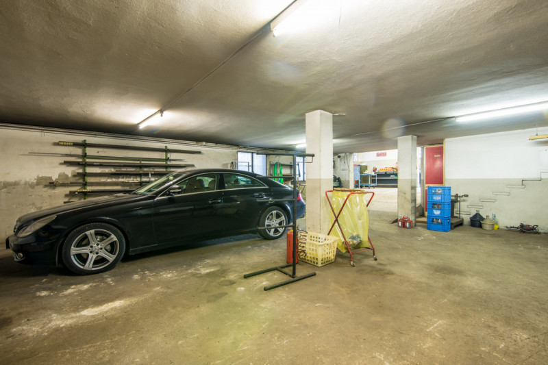 CAMPODARSEGO: AFFITTASI prestigioso complesso COMMERCIALE situato fronte alla storica Statale Del...