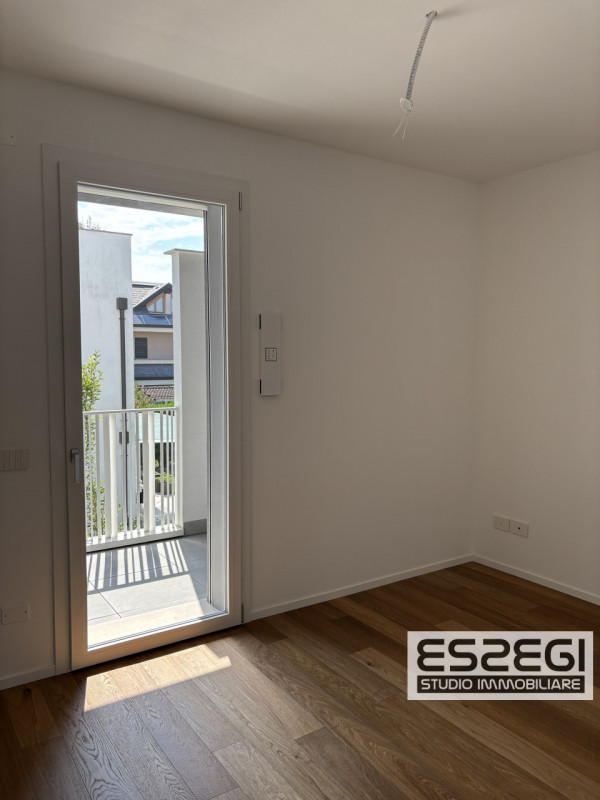 PADOVA- MADONNA PELLEGRINA: Appartamento al piano terra con ingresso indipendente e giardino priv...