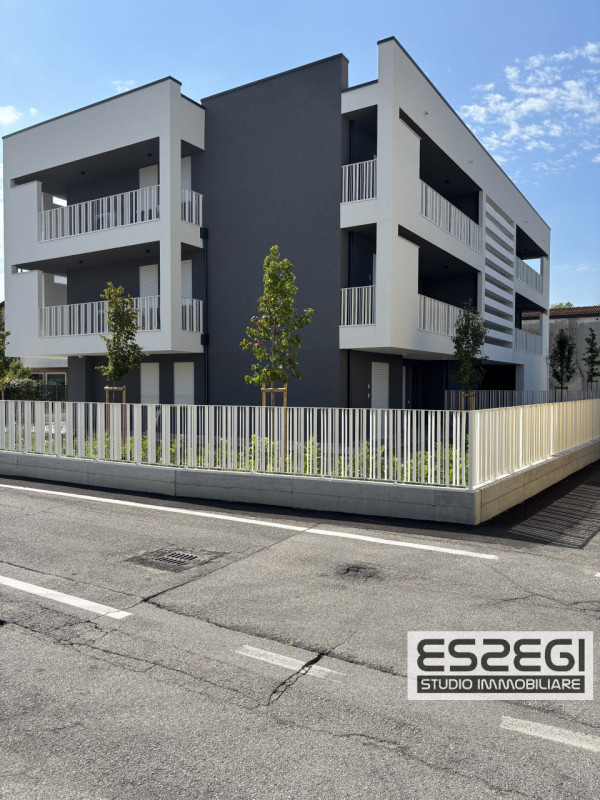 PADOVA- MADONNA PELLEGRINA: Appartamento al piano terra con ingresso indipendente e giardino priv...