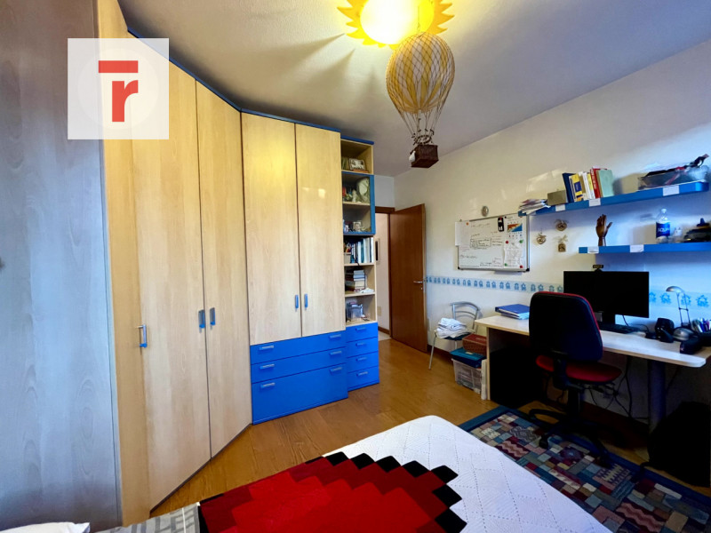 Ti presentiamo una splendida soluzione indipendente, costruita nel 2006 e mantenuta in condizioni...