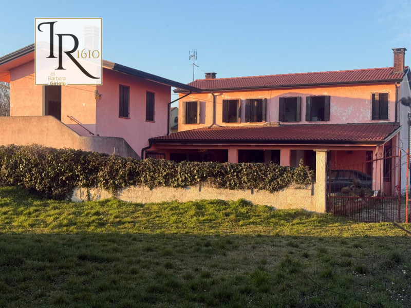 Piacenza d'Adige Vendita Casa singola terratetto