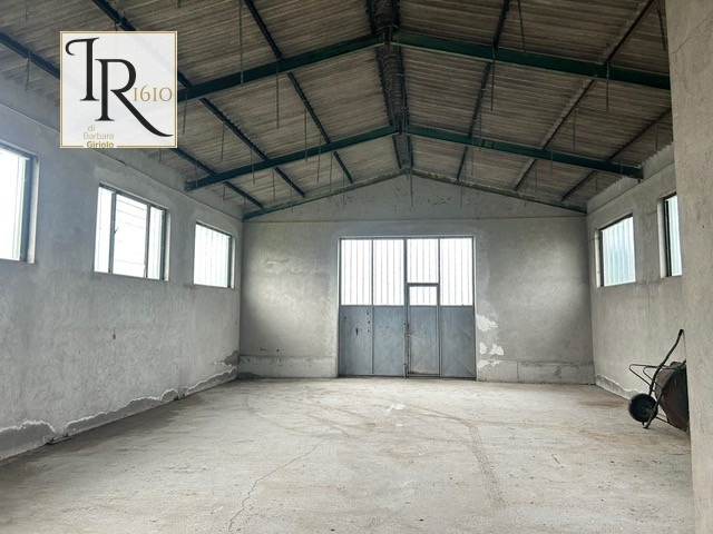 Nel cuore del centro di Piacenza d'Adige proponiamo in vendita una rara opportunità: casa singola...