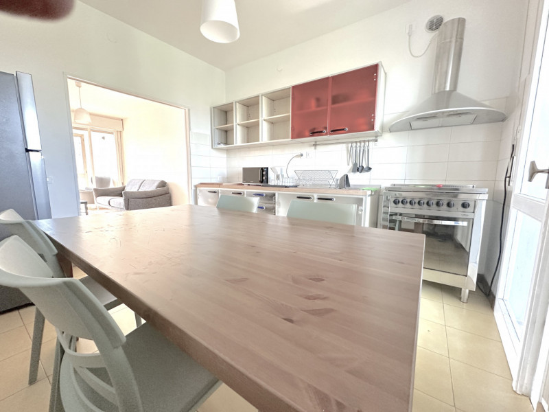 Vicino Arcella San Bellino. Stanza singola, con letto una piazza e mezza, per una persona per lav...