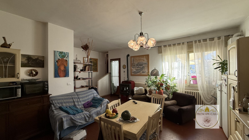 Rif.salz18.
 IN ESCLUSIVA proponiamo in vendita nel centro di Saletto (Borgo Veneto) e favorita d...