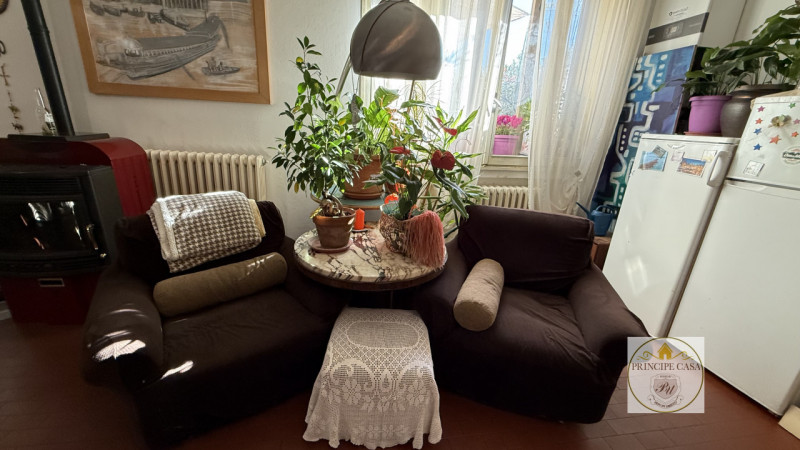 Rif.salz18.
 IN ESCLUSIVA proponiamo in vendita nel centro di Saletto (Borgo Veneto) e favorita d...