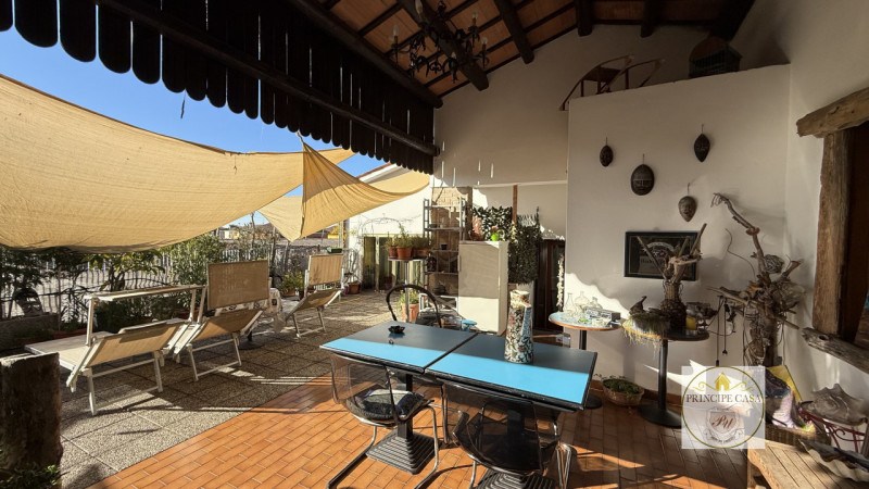 Rif.salz18.
 IN ESCLUSIVA proponiamo in vendita nel centro di Saletto (Borgo Veneto) e favorita d...