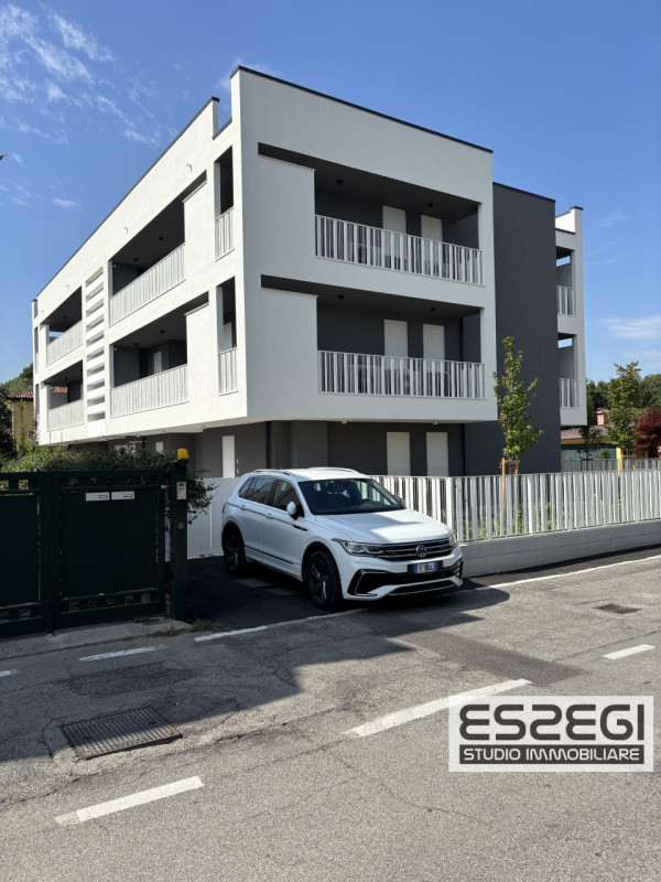 PADOVA- MADONNA PELLEGRINA: Appartamento in palazzina di sole 5 unità in costruzione con certific...