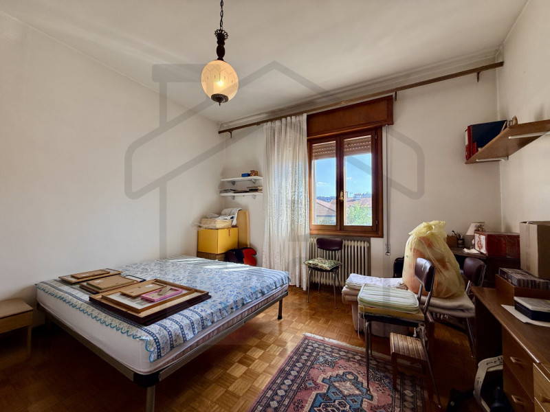 TORREGLIA - Nel cuore di Torreglia, in una posizione centralissima ma allo stesso tempo riservata...