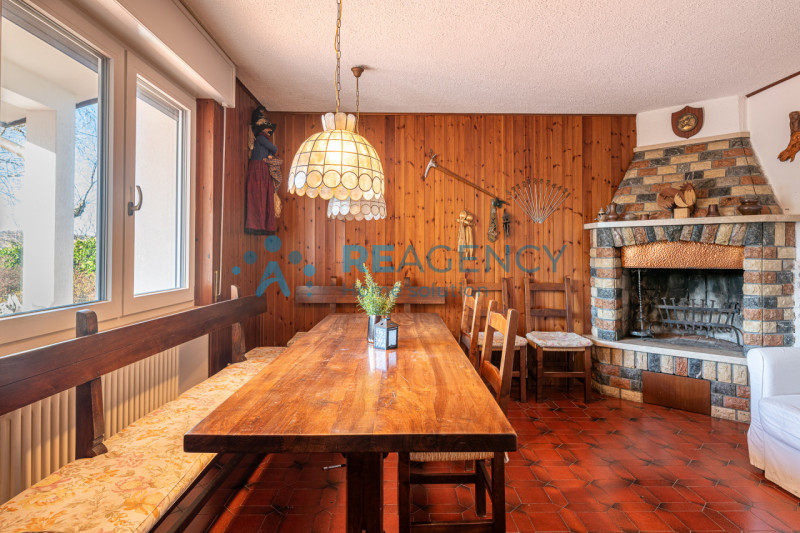 Nogarole Vicentino -  proponiamo in vendita un'impeccabile villa singola su un lotto recintato di...