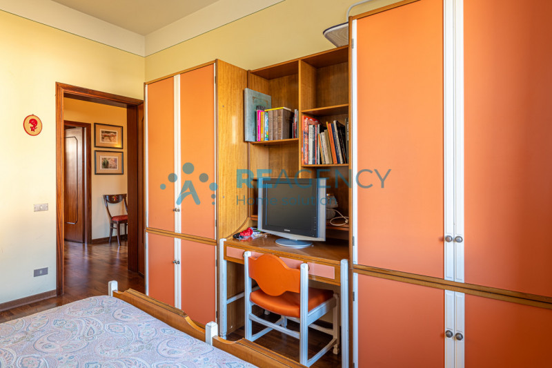 Nogarole Vicentino -  proponiamo in vendita un'impeccabile villa singola su un lotto recintato di...