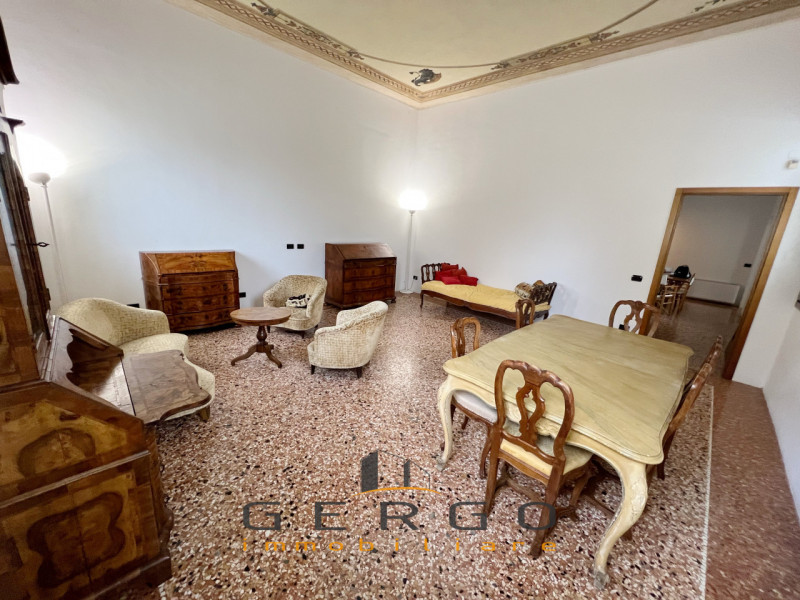 (Per INFO Cristina 3389226442) A Padova, in zona Guizza, proponiamo in affitto al piano terra un ...