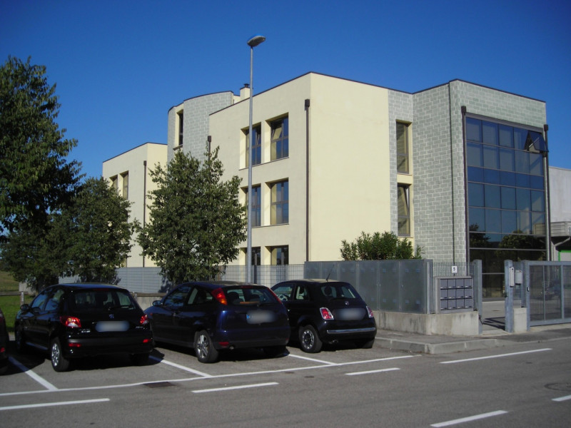 Non perdere l'opportunità di avere il tuo laboratorio, con la possibilità di trasformarlo in uffi...