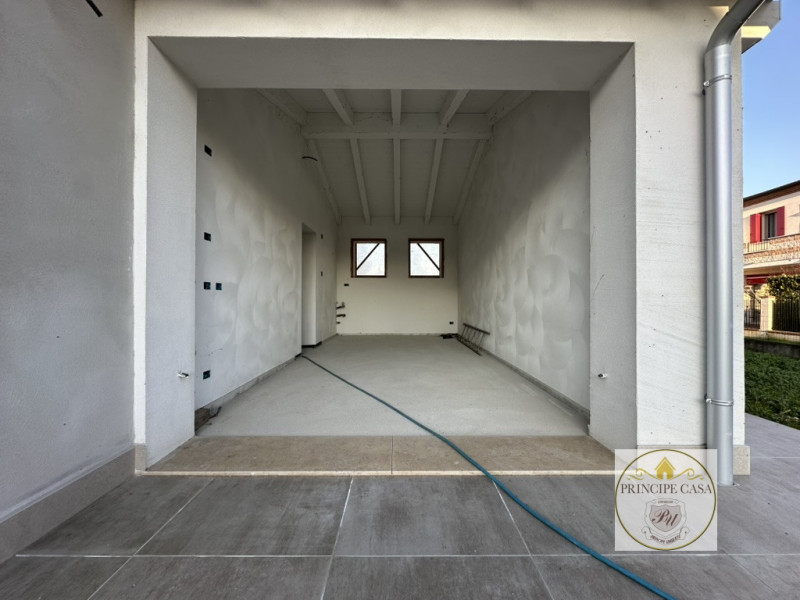 Riferimento immobile:FB101

Si propone nuova casa singola in fase di completamento collocata nell...