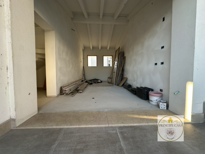 Riferimento immobile:FB102

Si propone nuova bifamiliare in fase di completamento collocata nella...