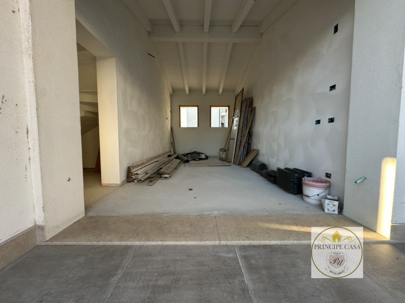 Riferimento immobile:FB102

Si propone nuova bifamiliare in fase di completamento collocata nella...