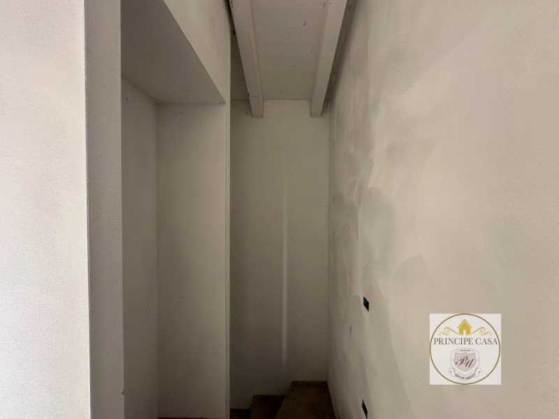 Riferimento immobile:FB102

Si propone nuova bifamiliare in fase di completamento collocata nella...