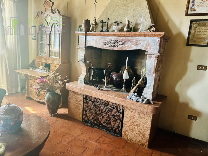 COLCERESA - Mason Vicentino: Casa completamente indipendente, caratterizzata da ambienti ampi e l...