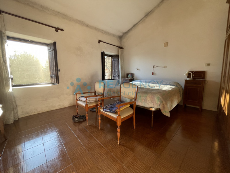 ALTAVILLA VICENTINA

Stai cercando una casa singola da ristrutturare in posizione panoramica?
Pre...