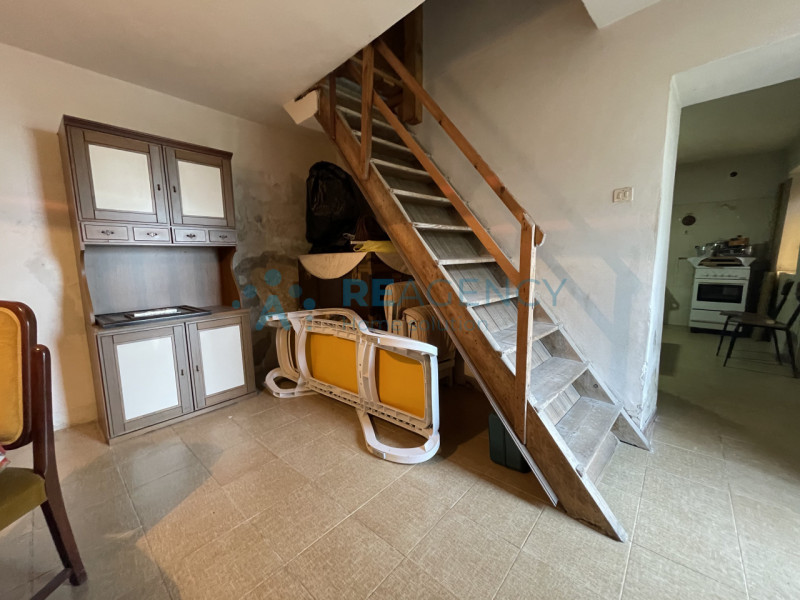 ALTAVILLA VICENTINA

Stai cercando una casa singola da ristrutturare in posizione panoramica?
Pre...