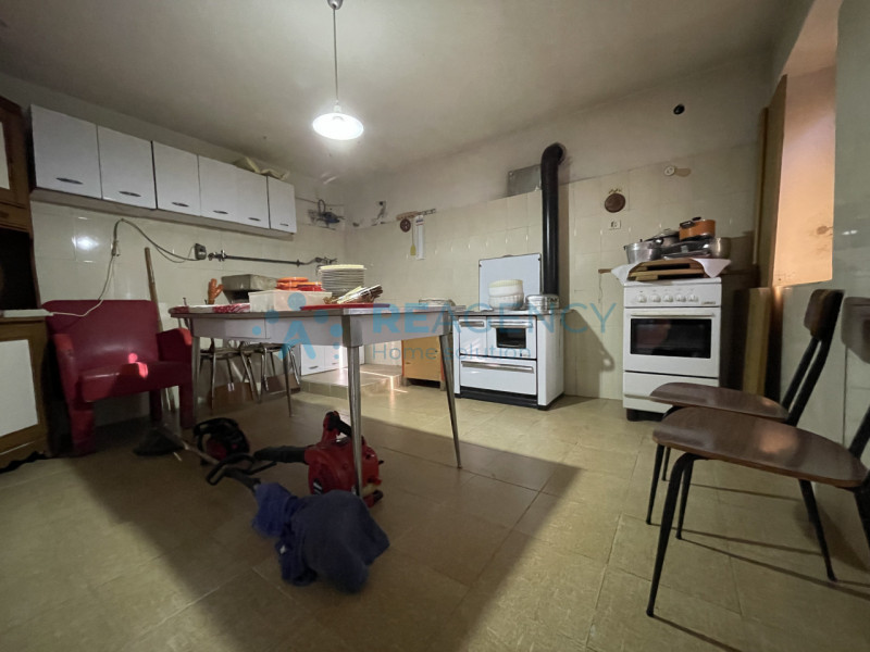 ALTAVILLA VICENTINA

Stai cercando una casa singola da ristrutturare in posizione panoramica?
Pre...